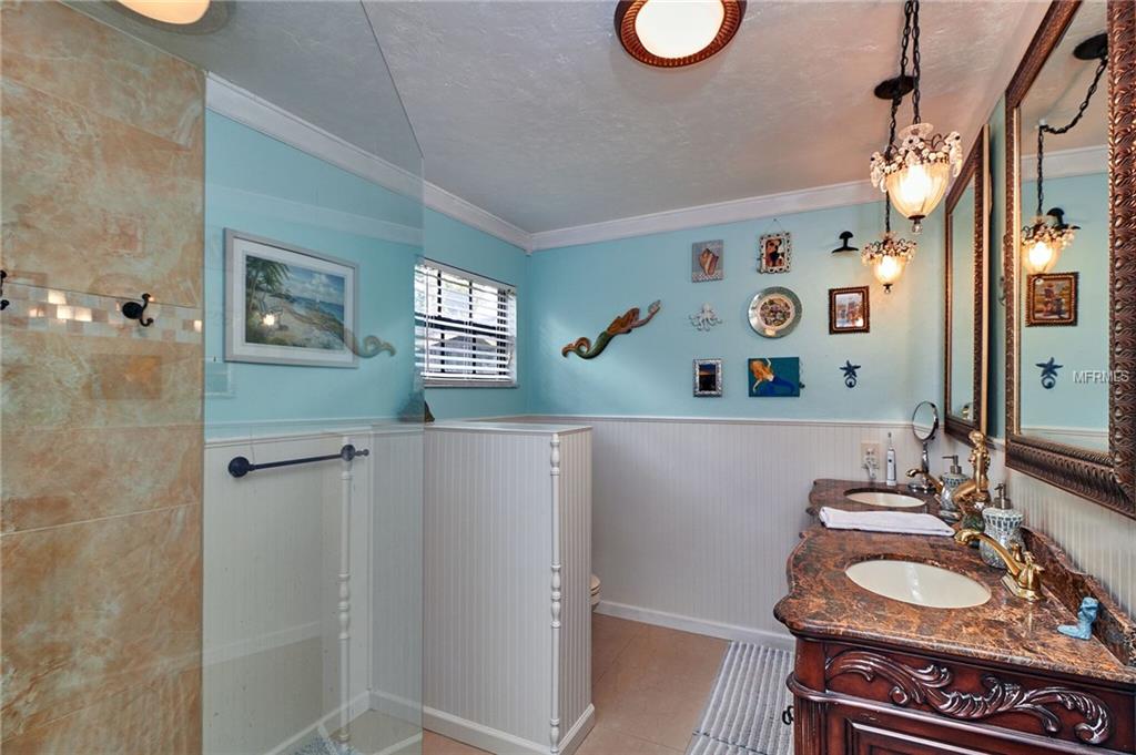 703 SHORE DRIVE E, OLDSMAR, Florida 34677, 4 Bedrooms Bedrooms, 9 Rooms Rooms,3 BathroomsBathrooms,Residential,For sale,SHORE,U7834599