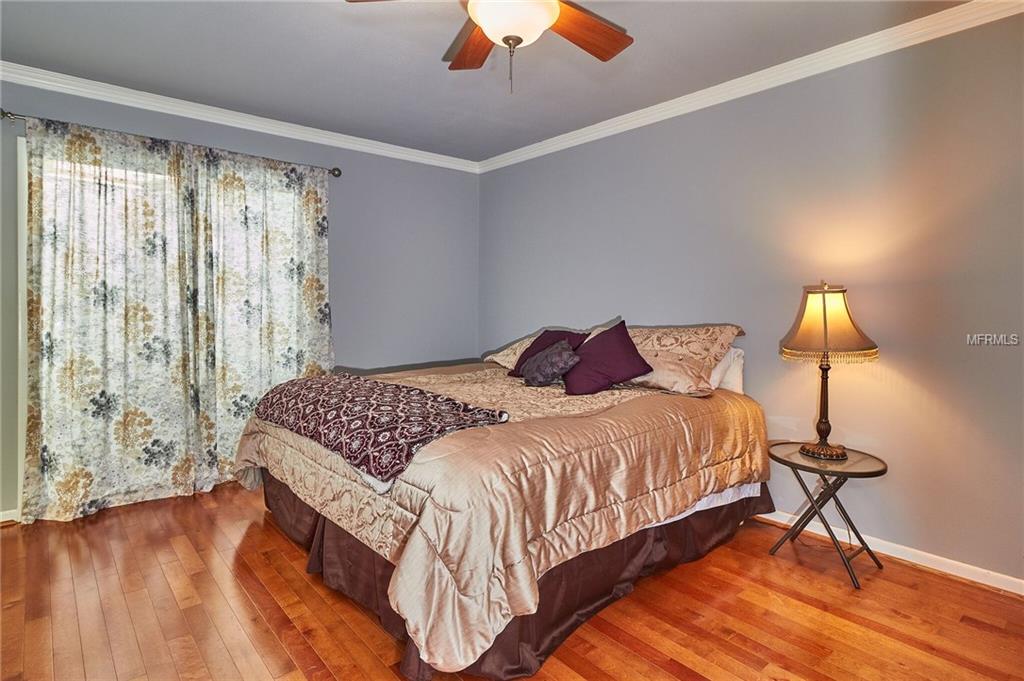 703 SHORE DRIVE E, OLDSMAR, Florida 34677, 4 Bedrooms Bedrooms, 9 Rooms Rooms,3 BathroomsBathrooms,Residential,For sale,SHORE,U7834599