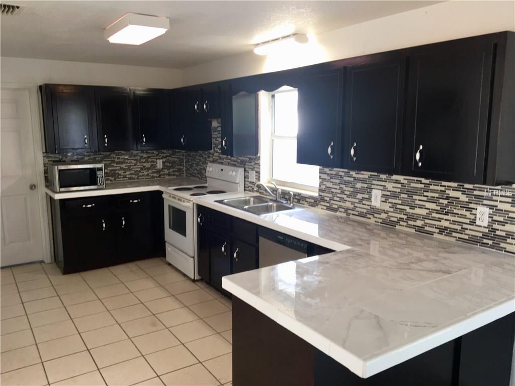205 SPRUCE STREET, NEW SMYRNA BEACH, Florida 32168, 3 Bedrooms Bedrooms, 7 Rooms Rooms,2 BathroomsBathrooms,Residential,For sale,SPRUCE,O5544102