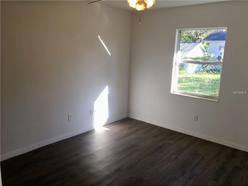 205 SPRUCE STREET, NEW SMYRNA BEACH, Florida 32168, 3 Bedrooms Bedrooms, 7 Rooms Rooms,2 BathroomsBathrooms,Residential,For sale,SPRUCE,O5544102