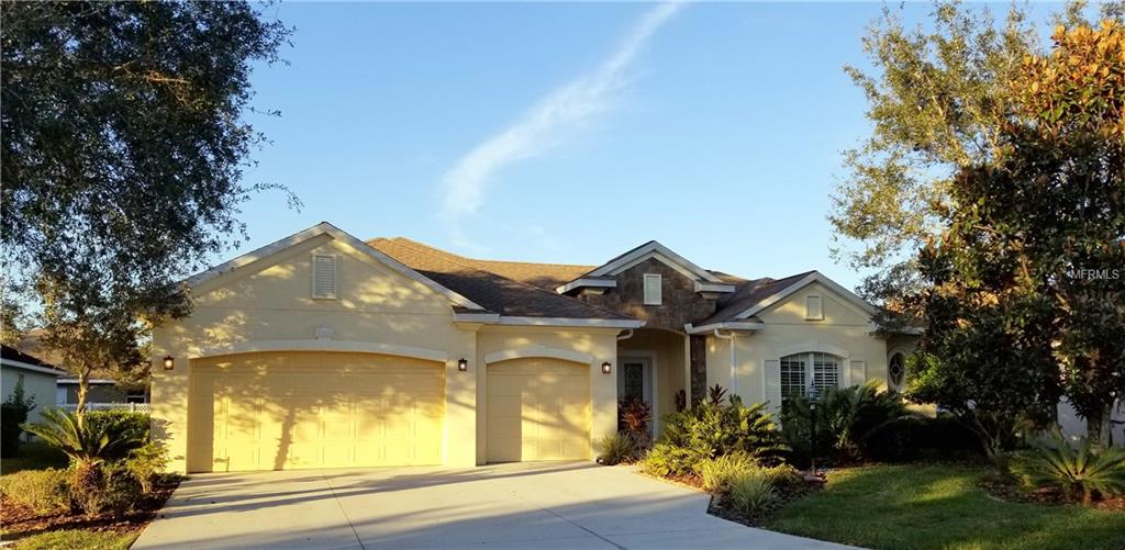 7715 DRAYTON CIRCLE, UNIVERSITY PARK, Florida 34201, 3 Bedrooms Bedrooms, 10 Rooms Rooms,3 BathroomsBathrooms,Residential,For sale,DRAYTON,A4207623