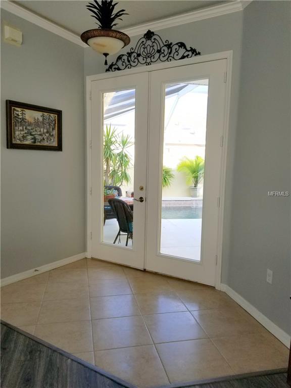 7715 DRAYTON CIRCLE, UNIVERSITY PARK, Florida 34201, 3 Bedrooms Bedrooms, 10 Rooms Rooms,3 BathroomsBathrooms,Residential,For sale,DRAYTON,A4207623