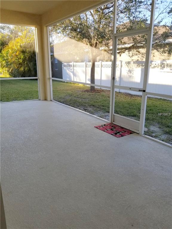7715 DRAYTON CIRCLE, UNIVERSITY PARK, Florida 34201, 3 Bedrooms Bedrooms, 10 Rooms Rooms,3 BathroomsBathrooms,Residential,For sale,DRAYTON,A4207623