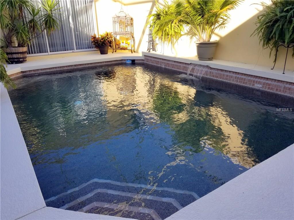 7715 DRAYTON CIRCLE, UNIVERSITY PARK, Florida 34201, 3 Bedrooms Bedrooms, 10 Rooms Rooms,3 BathroomsBathrooms,Residential,For sale,DRAYTON,A4207623