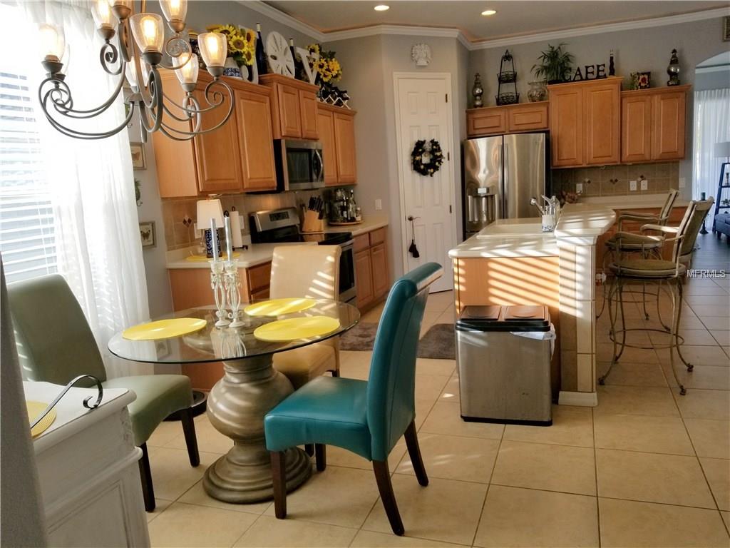 7715 DRAYTON CIRCLE, UNIVERSITY PARK, Florida 34201, 3 Bedrooms Bedrooms, 10 Rooms Rooms,3 BathroomsBathrooms,Residential,For sale,DRAYTON,A4207623