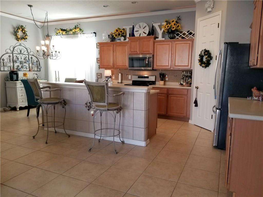 7715 DRAYTON CIRCLE, UNIVERSITY PARK, Florida 34201, 3 Bedrooms Bedrooms, 10 Rooms Rooms,3 BathroomsBathrooms,Residential,For sale,DRAYTON,A4207623