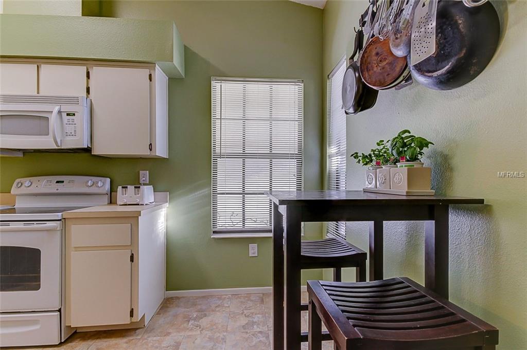 11615 BRANCH MOORING DRIVE, TAMPA, Florida 33635, 4 Bedrooms Bedrooms, 7 Rooms Rooms,2 BathroomsBathrooms,Residential,For sale,BRANCH MOORING,U7846333