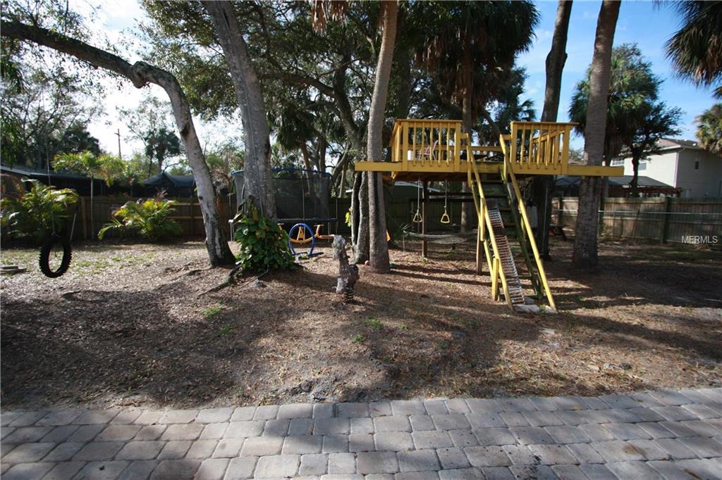 6209 S 3RD STREET, TAMPA, Florida 33611, 3 Bedrooms Bedrooms, 5 Rooms Rooms,2 BathroomsBathrooms,Residential,For sale,3RD,T2927944