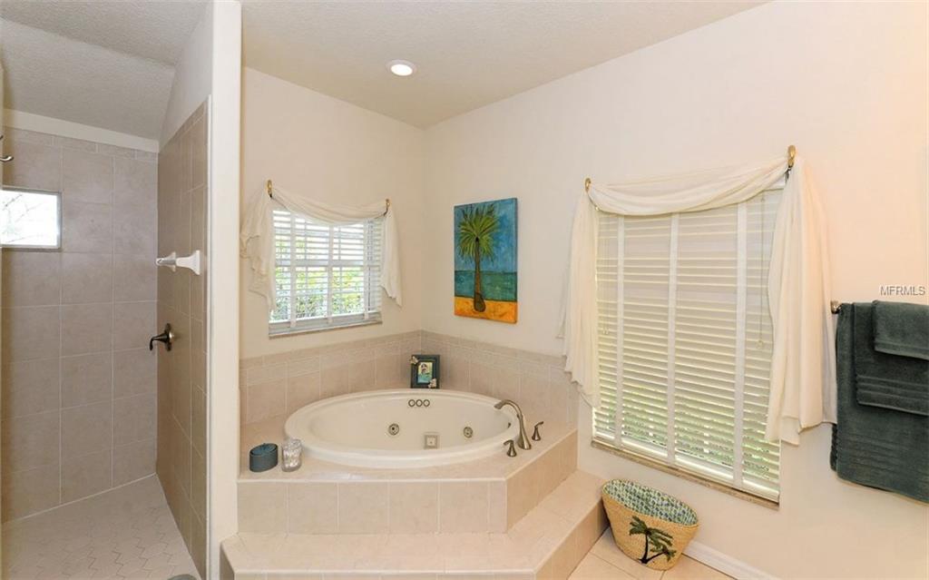 2049 MISTY SUNRISE TRAIL, SARASOTA, Florida 34240, 3 Bedrooms Bedrooms, 3 Rooms Rooms,2 BathroomsBathrooms,Residential,For sale,MISTY SUNRISE,A4195905