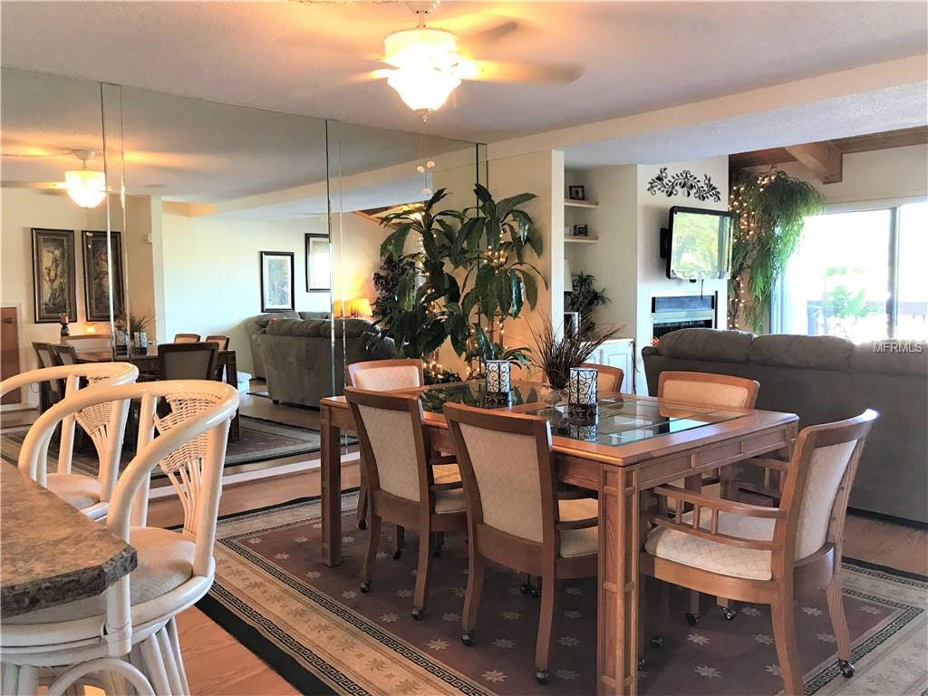 318 WINDRUSH BOULEVARD, INDIAN ROCKS BEACH, Florida 33785, 3 Bedrooms Bedrooms, 6 Rooms Rooms,2 BathroomsBathrooms,Residential,For sale,WINDRUSH,U7838596