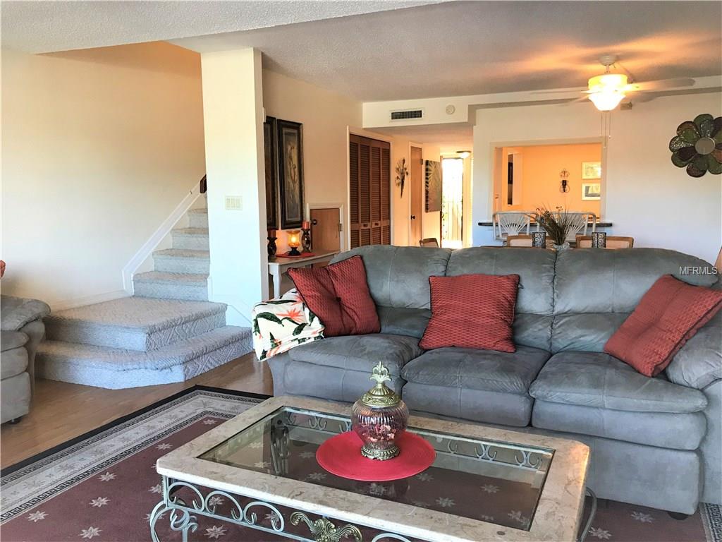 318 WINDRUSH BOULEVARD, INDIAN ROCKS BEACH, Florida 33785, 3 Bedrooms Bedrooms, 6 Rooms Rooms,2 BathroomsBathrooms,Residential,For sale,WINDRUSH,U7838596