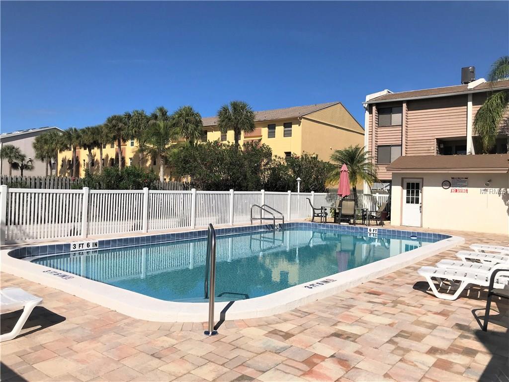 318 WINDRUSH BOULEVARD, INDIAN ROCKS BEACH, Florida 33785, 3 Bedrooms Bedrooms, 6 Rooms Rooms,2 BathroomsBathrooms,Residential,For sale,WINDRUSH,U7838596