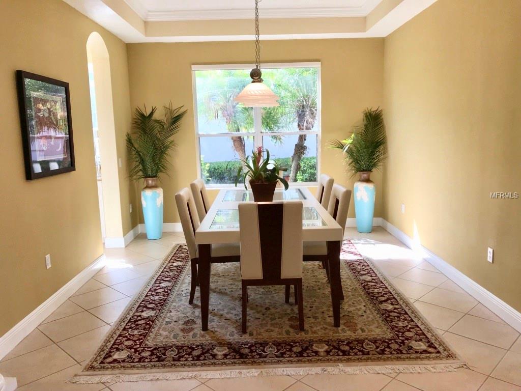 8315 ABINGDON COURT, UNIVERSITY PARK, Florida 34201, 3 Bedrooms Bedrooms, 8 Rooms Rooms,2 BathroomsBathrooms,Residential,For sale,ABINGDON,A4205070