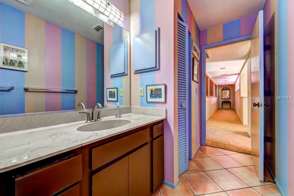 1721 PINE HARRIER CIRCLE, SARASOTA, Florida 34231, 4 Bedrooms Bedrooms, 11 Rooms Rooms,3 BathroomsBathrooms,Residential,For sale,PINE HARRIER,A4208082