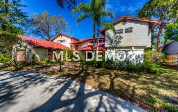 1721 PINE HARRIER CIRCLE, SARASOTA, Florida 34231, 4 Bedrooms Bedrooms, 11 Rooms Rooms,3 BathroomsBathrooms,Residential,For sale,PINE HARRIER,A4208082