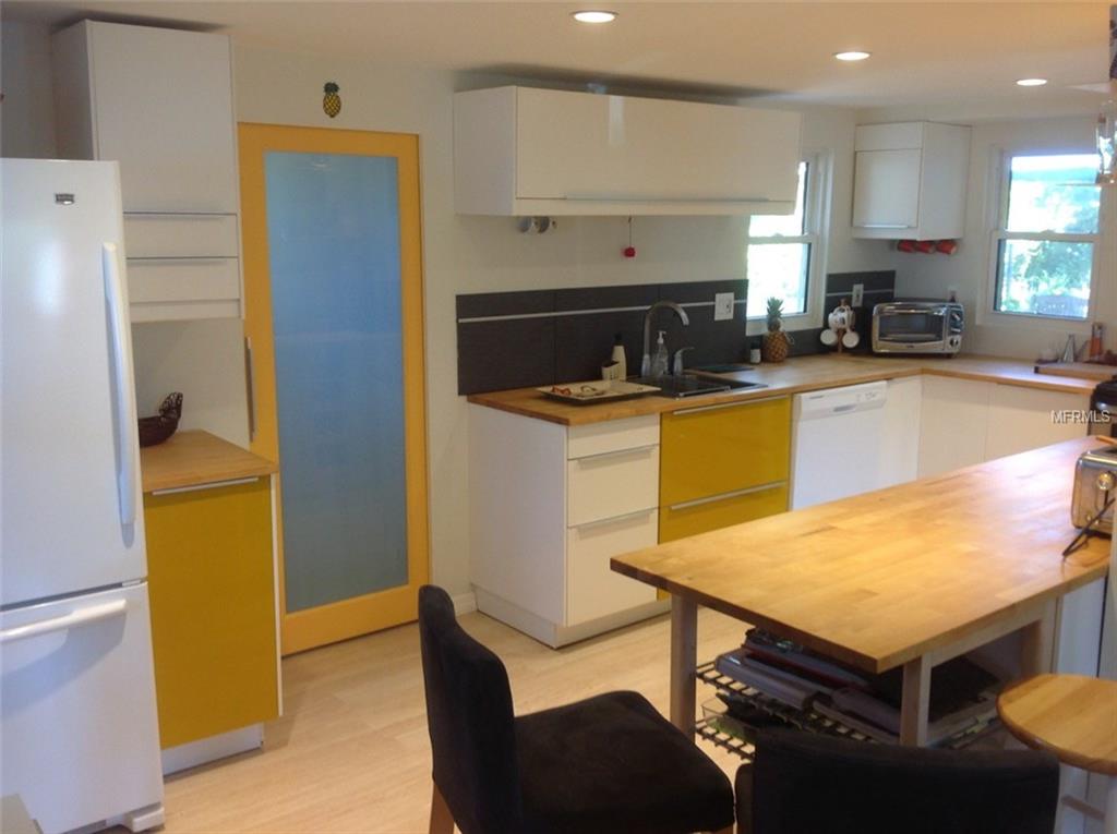 1505 18TH STREET W, BRADENTON, Florida 34205, 2 Bedrooms Bedrooms, 6 Rooms Rooms,1 BathroomBathrooms,Residential,For sale,18TH,A4208806