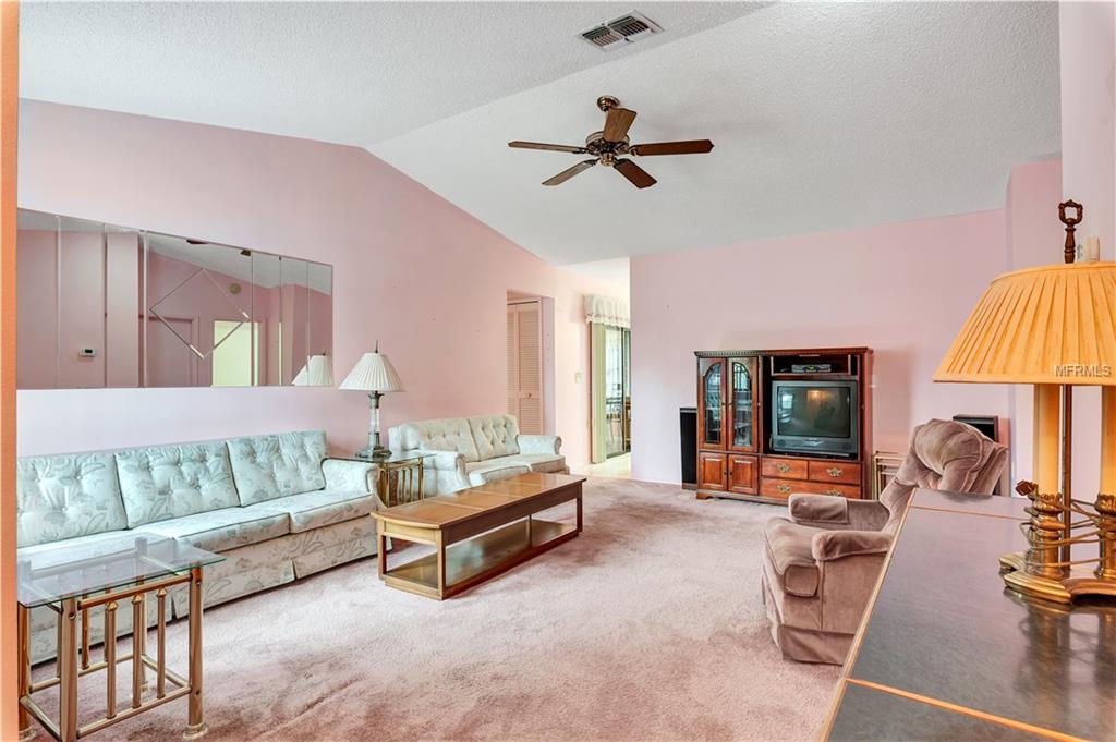 9242 MANCHESTER STREET, SPRING HILL, Florida 34606, 2 Bedrooms Bedrooms, 5 Rooms Rooms,2 BathroomsBathrooms,Residential,For sale,MANCHESTER,W7637776