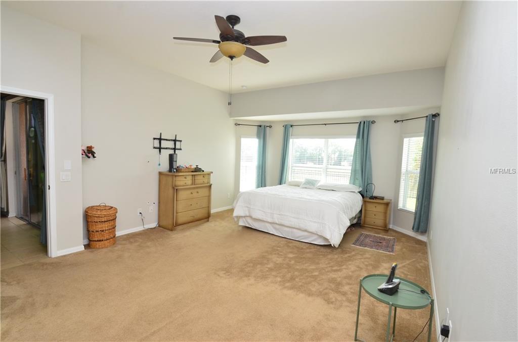 130 STAR SHELL DR, APOLLO BEACH, Florida 33572, 4 Bedrooms Bedrooms, 12 Rooms Rooms,3 BathroomsBathrooms,Residential,For sale,STAR SHELL DR,A4210011