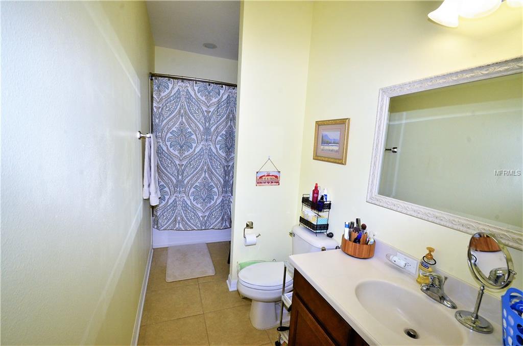 130 STAR SHELL DR, APOLLO BEACH, Florida 33572, 4 Bedrooms Bedrooms, 12 Rooms Rooms,3 BathroomsBathrooms,Residential,For sale,STAR SHELL DR,A4210011