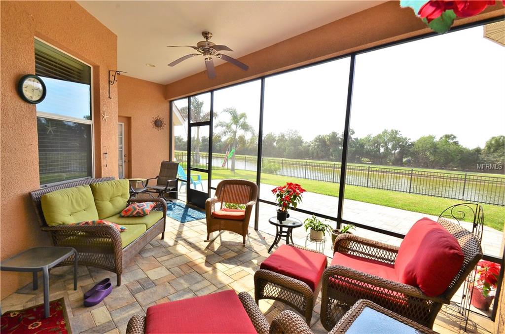 130 STAR SHELL DR, APOLLO BEACH, Florida 33572, 4 Bedrooms Bedrooms, 12 Rooms Rooms,3 BathroomsBathrooms,Residential,For sale,STAR SHELL DR,A4210011