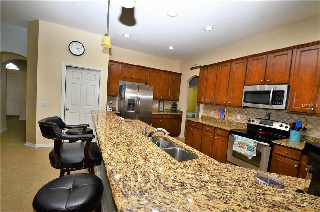 130 STAR SHELL DR, APOLLO BEACH, Florida 33572, 4 Bedrooms Bedrooms, 12 Rooms Rooms,3 BathroomsBathrooms,Residential,For sale,STAR SHELL DR,A4210011