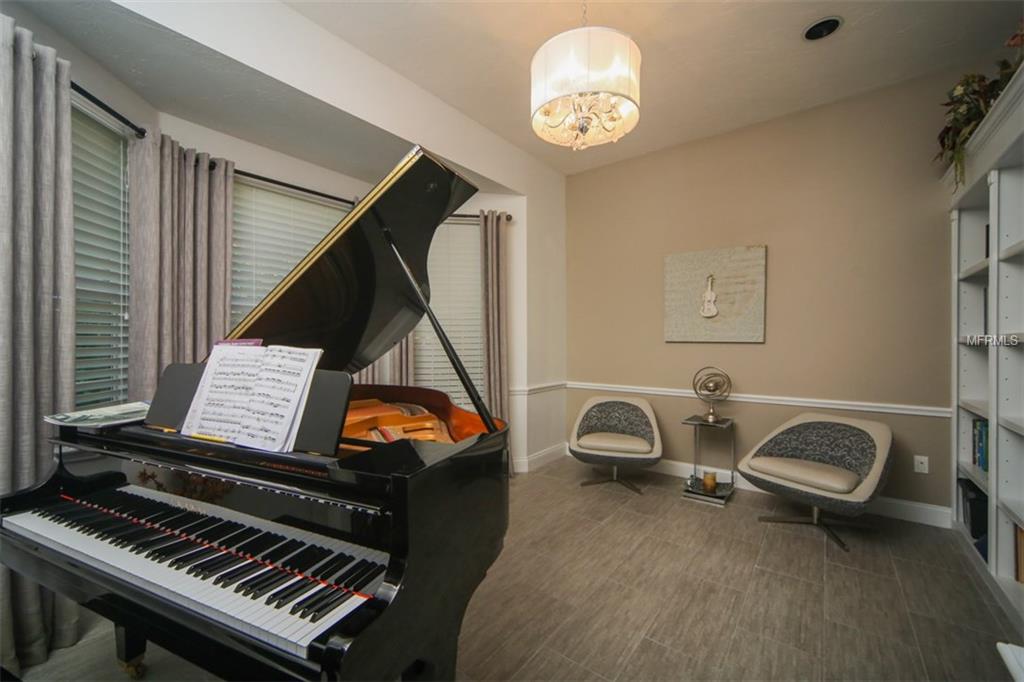 7535 ABBEY GLEN, LAKEWOOD RANCH, Florida 34202, 4 Bedrooms Bedrooms, 5 Rooms Rooms,4 BathroomsBathrooms,Residential,For sale,ABBEY,A4202888