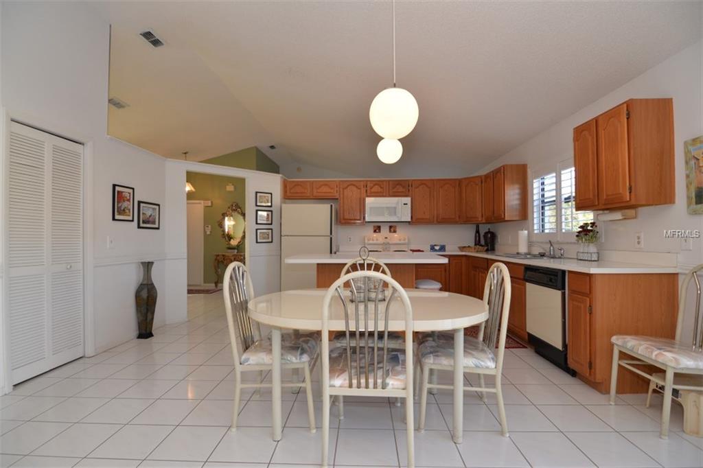 5059 DAHOON VIEW DRIVE, ORLANDO, Florida 32829, 3 Bedrooms Bedrooms, 9 Rooms Rooms,2 BathroomsBathrooms,Residential,For sale,DAHOON VIEW,O5554639