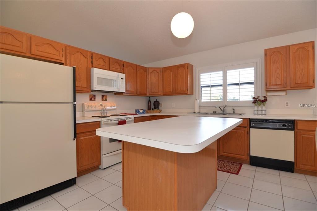 5059 DAHOON VIEW DRIVE, ORLANDO, Florida 32829, 3 Bedrooms Bedrooms, 9 Rooms Rooms,2 BathroomsBathrooms,Residential,For sale,DAHOON VIEW,O5554639