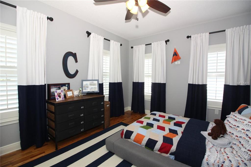 1140 S OSCEOLA AVENUE, ORLANDO, Florida 32806, 5 Bedrooms Bedrooms, 10 Rooms Rooms,3 BathroomsBathrooms,Residential,For sale,OSCEOLA,O5556781