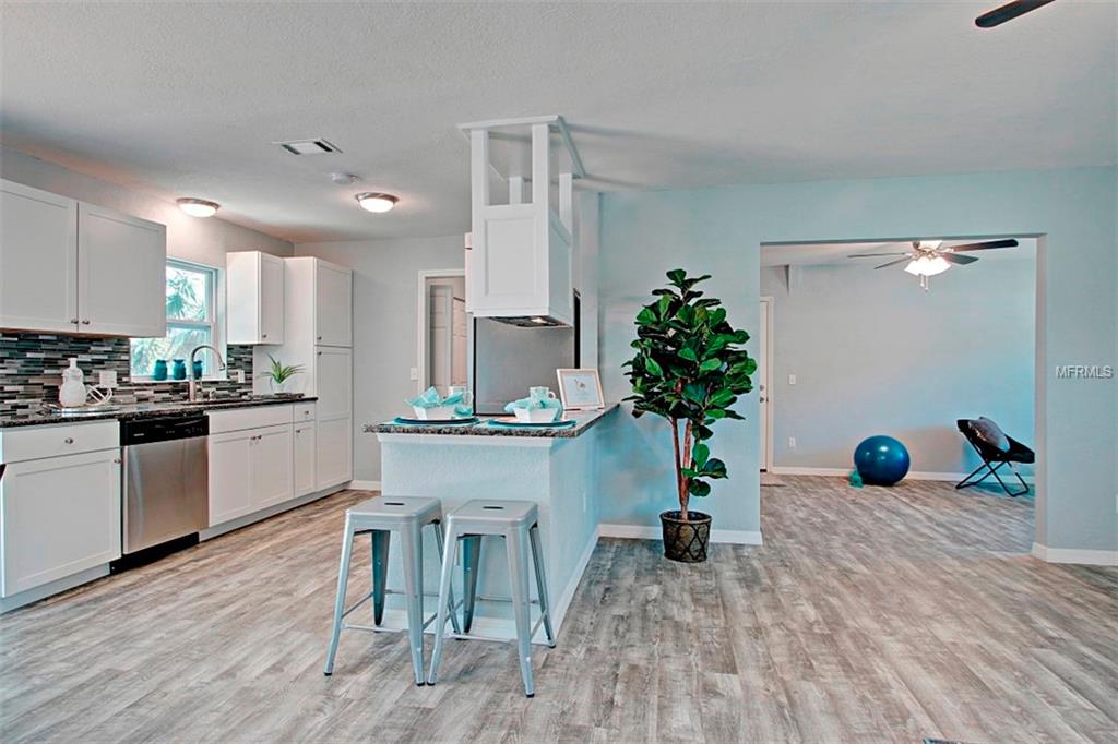 2007 S SUMMERLIN AVENUE, SANFORD, Florida 32771, 3 Bedrooms Bedrooms, 7 Rooms Rooms,2 BathroomsBathrooms,Residential,For sale,SUMMERLIN,O5557786