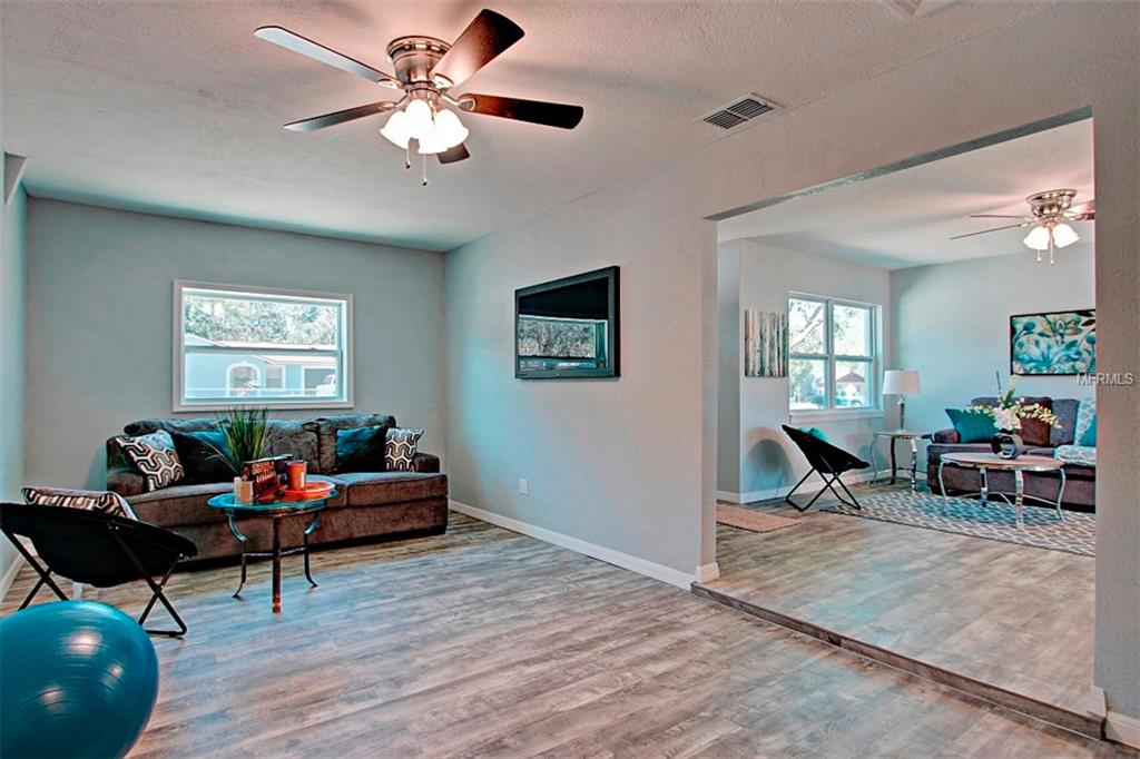 2007 S SUMMERLIN AVENUE, SANFORD, Florida 32771, 3 Bedrooms Bedrooms, 7 Rooms Rooms,2 BathroomsBathrooms,Residential,For sale,SUMMERLIN,O5557786