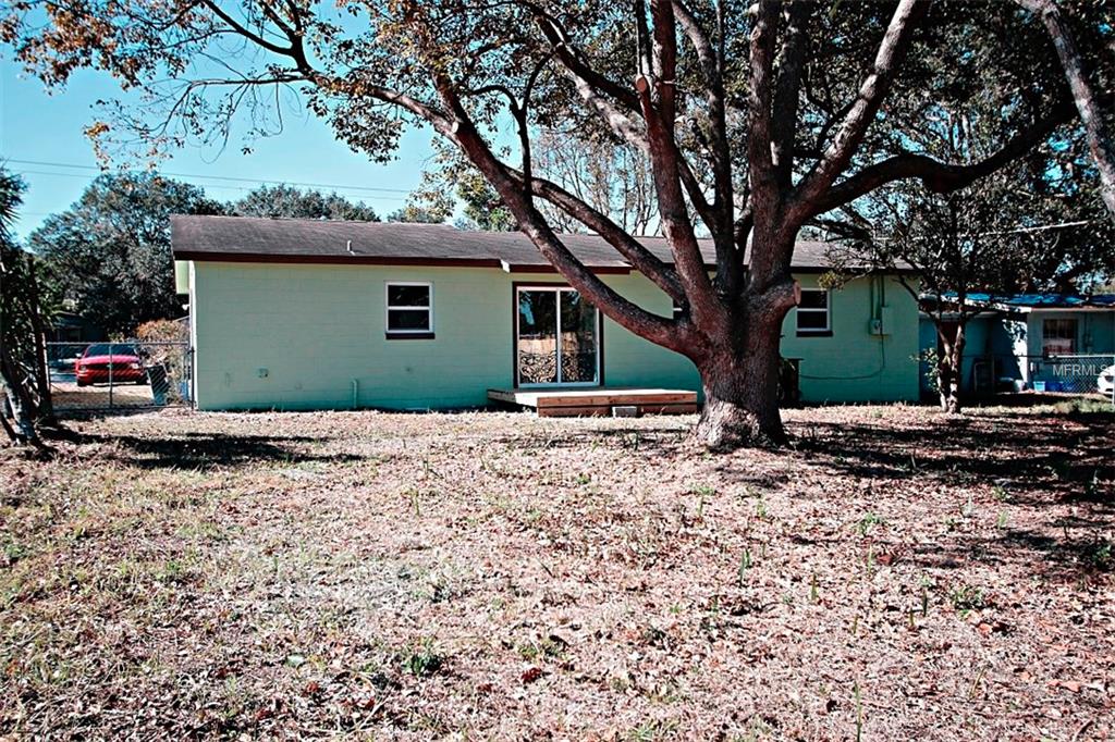 2007 S SUMMERLIN AVENUE, SANFORD, Florida 32771, 3 Bedrooms Bedrooms, 7 Rooms Rooms,2 BathroomsBathrooms,Residential,For sale,SUMMERLIN,O5557786