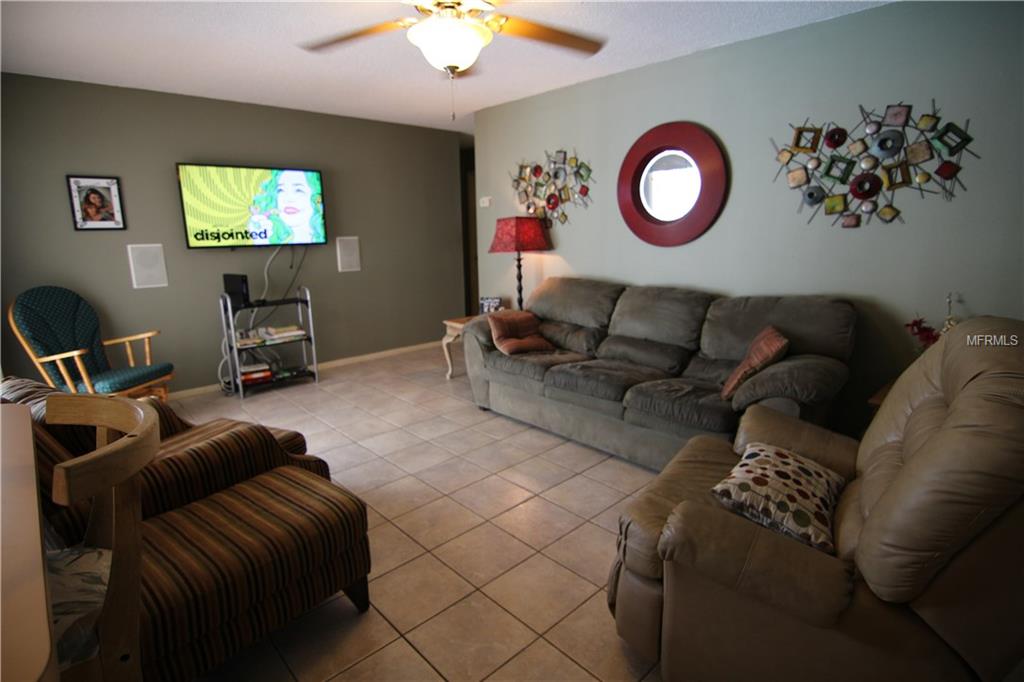 375 GULF BREEZE BOULEVARD, VENICE, Florida 34293, 3 Bedrooms Bedrooms, 7 Rooms Rooms,2 BathroomsBathrooms,Residential,For sale,GULF BREEZE,D5922906