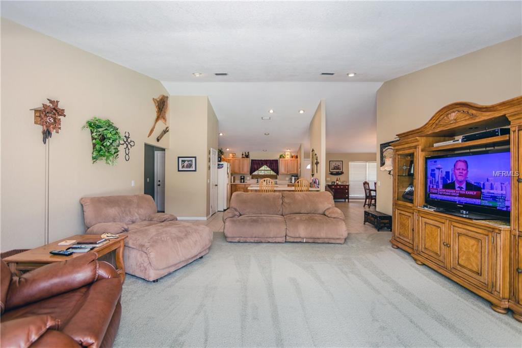 3500 HURLBUT CIRCLE, LAKE WALES, Florida 33898, 3 Bedrooms Bedrooms, 9 Rooms Rooms,2 BathroomsBathrooms,Residential,For sale,HURLBUT,P4718994