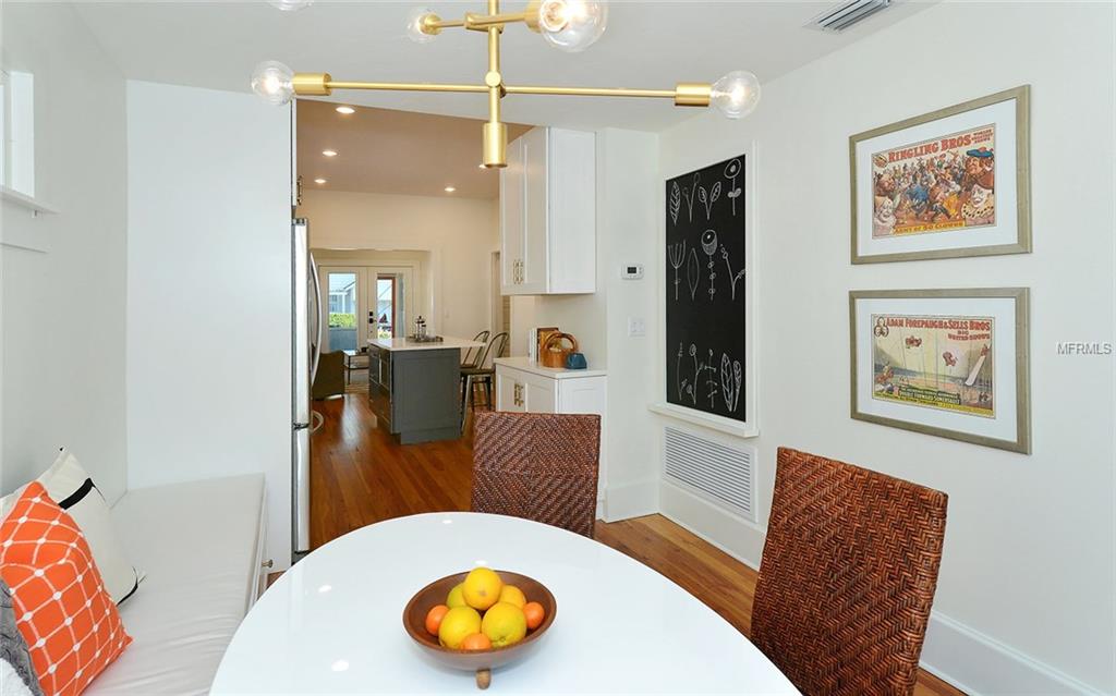 1744 IRVING STREET, SARASOTA, Florida 34236, 3 Bedrooms Bedrooms, 3 Rooms Rooms,2 BathroomsBathrooms,Residential,For sale,IRVING,A4209728