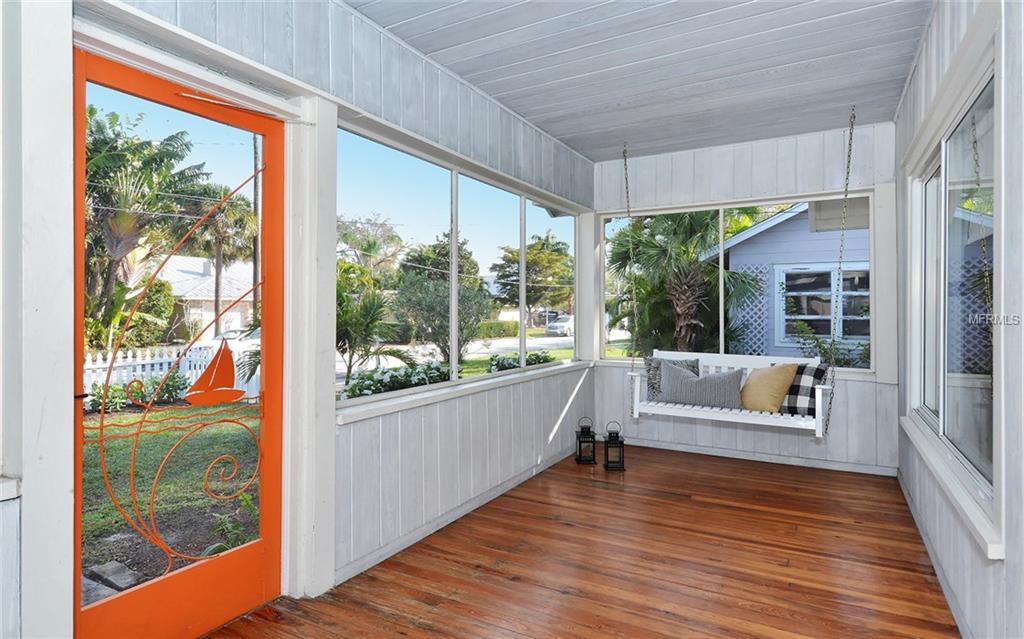 1744 IRVING STREET, SARASOTA, Florida 34236, 3 Bedrooms Bedrooms, 3 Rooms Rooms,2 BathroomsBathrooms,Residential,For sale,IRVING,A4209728