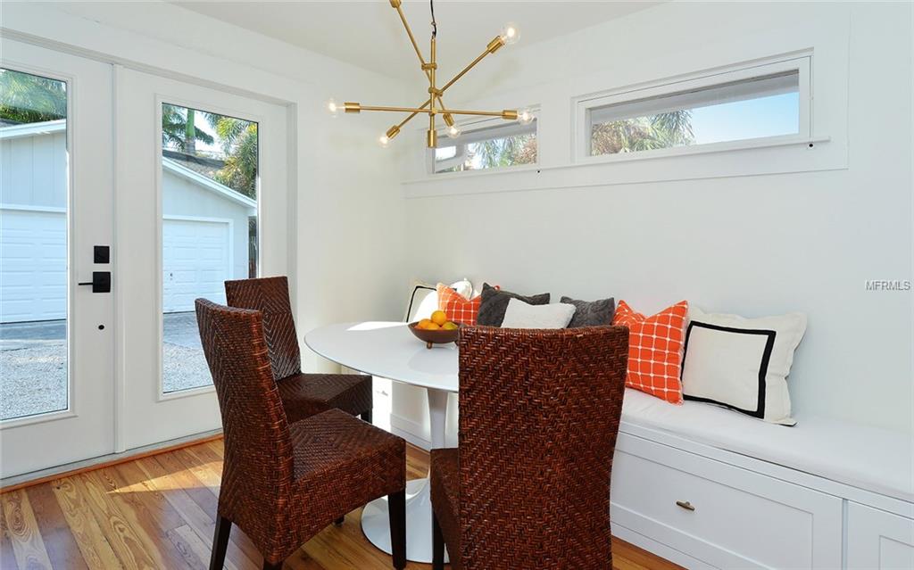 1744 IRVING STREET, SARASOTA, Florida 34236, 3 Bedrooms Bedrooms, 3 Rooms Rooms,2 BathroomsBathrooms,Residential,For sale,IRVING,A4209728