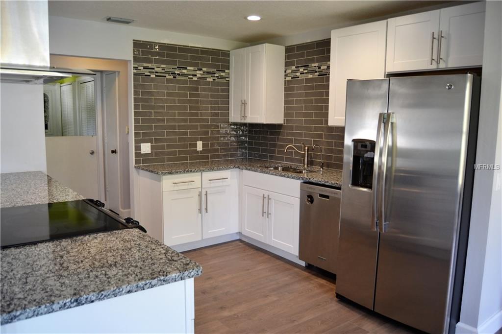 5106 17TH AVENUE W, BRADENTON, Florida 34209, 3 Bedrooms Bedrooms, 6 Rooms Rooms,2 BathroomsBathrooms,Residential,For sale,17TH,A4209823