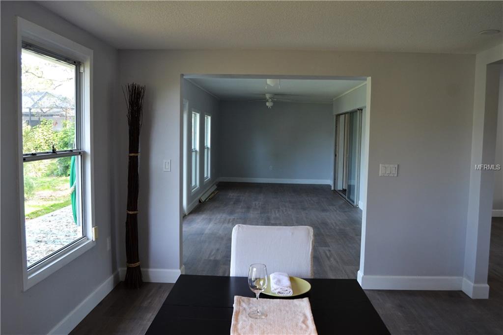 5106 17TH AVENUE W, BRADENTON, Florida 34209, 3 Bedrooms Bedrooms, 6 Rooms Rooms,2 BathroomsBathrooms,Residential,For sale,17TH,A4209823