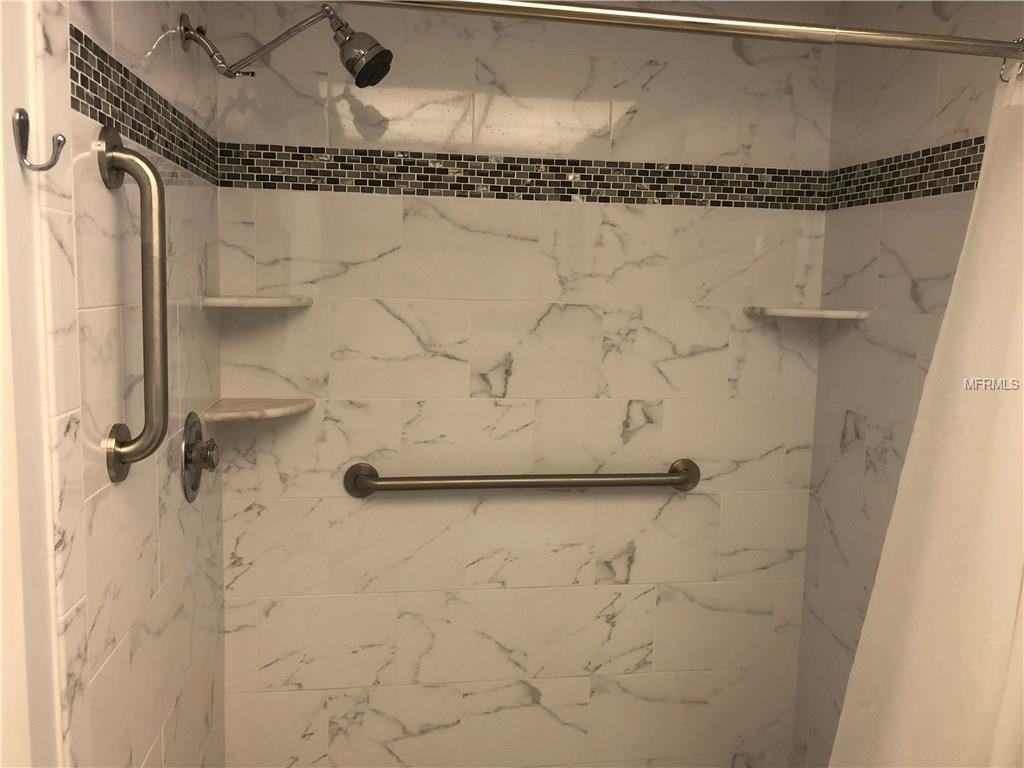 3670 COLLINS STREET, SARASOTA, Florida 34232, 2 Bedrooms Bedrooms, 6 Rooms Rooms,2 BathroomsBathrooms,Residential,For sale,COLLINS,A4209937