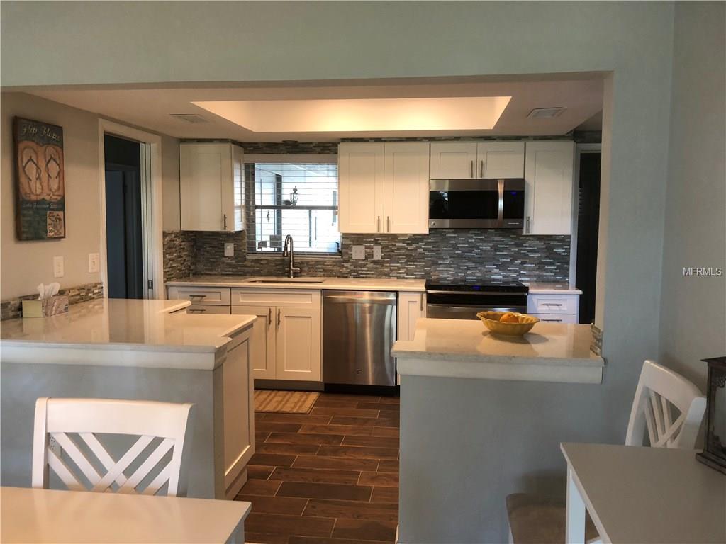 3670 COLLINS STREET, SARASOTA, Florida 34232, 2 Bedrooms Bedrooms, 6 Rooms Rooms,2 BathroomsBathrooms,Residential,For sale,COLLINS,A4209937