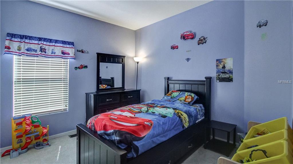 2316 BETSY ROSS LANE, SAINT CLOUD, Florida 34769, 3 Bedrooms Bedrooms, 6 Rooms Rooms,2 BathroomsBathrooms,Residential,For sale,BETSY ROSS,O5561785