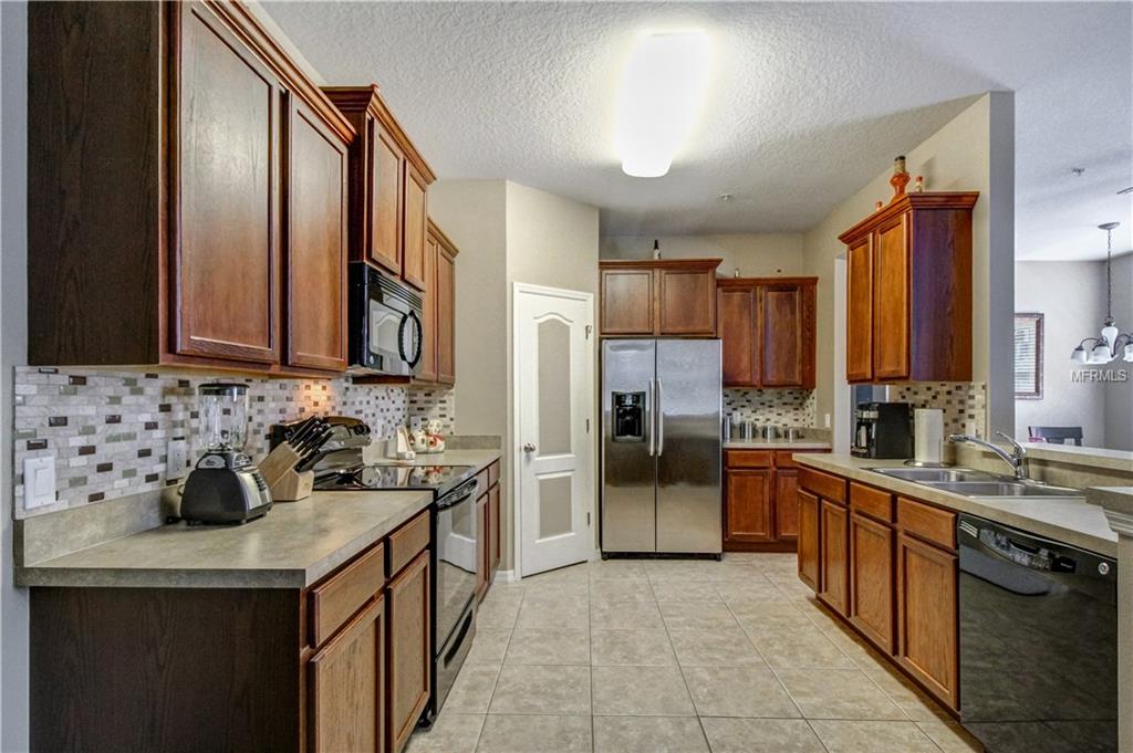 2316 BETSY ROSS LANE, SAINT CLOUD, Florida 34769, 3 Bedrooms Bedrooms, 6 Rooms Rooms,2 BathroomsBathrooms,Residential,For sale,BETSY ROSS,O5561785