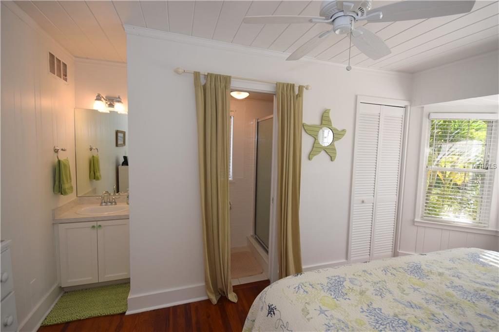 39 181ST AVENUE W, REDINGTON SHORES, Florida 33708, 2 Bedrooms Bedrooms, 4 Rooms Rooms,2 BathroomsBathrooms,Residential,For sale,181ST,U7836846