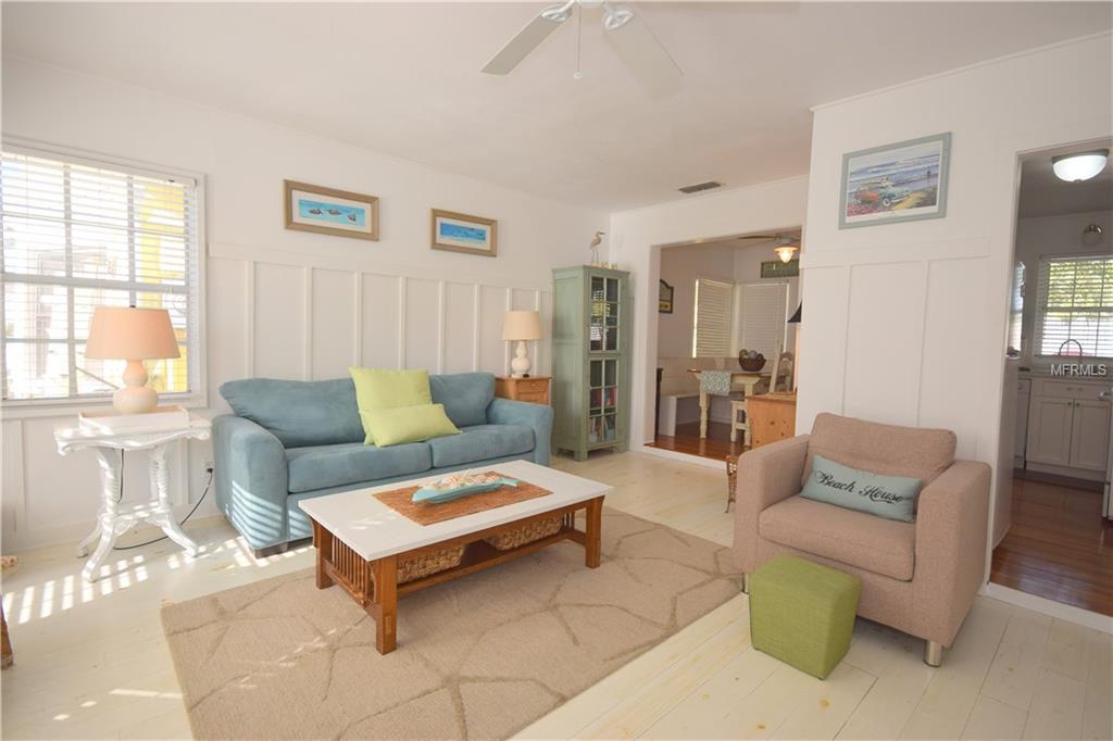 39 181ST AVENUE W, REDINGTON SHORES, Florida 33708, 2 Bedrooms Bedrooms, 4 Rooms Rooms,2 BathroomsBathrooms,Residential,For sale,181ST,U7836846
