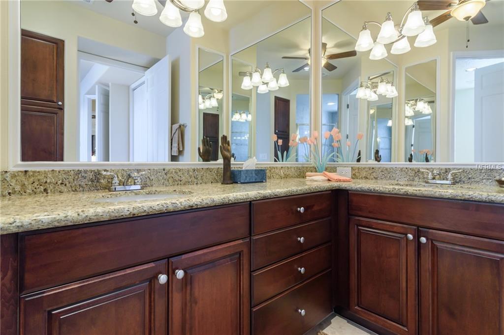 7907 ST SIMONS STREET, UNIVERSITY PARK, Florida 34201, 2 Bedrooms Bedrooms, 7 Rooms Rooms,2 BathroomsBathrooms,Residential,For sale,ST SIMONS,A4202894