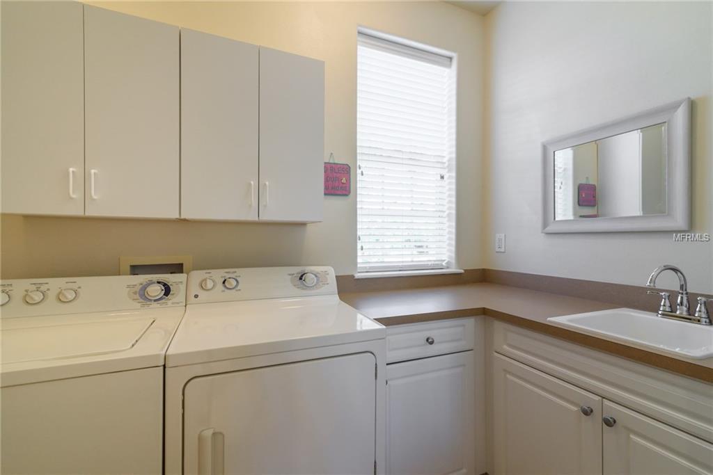 7907 ST SIMONS STREET, UNIVERSITY PARK, Florida 34201, 2 Bedrooms Bedrooms, 7 Rooms Rooms,2 BathroomsBathrooms,Residential,For sale,ST SIMONS,A4202894