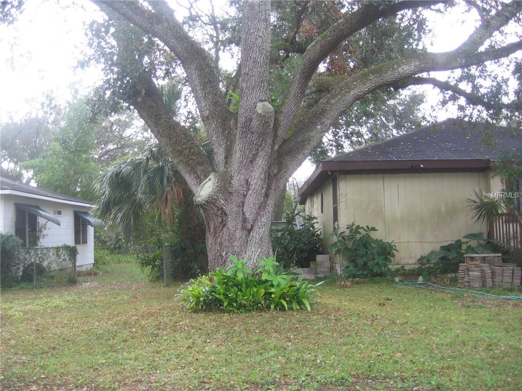 1020 OAKHILL STREET, LAKELAND, Florida 33815, 2 Bedrooms Bedrooms, 4 Rooms Rooms,1 BathroomBathrooms,Residential,For sale,OAKHILL,T2917881