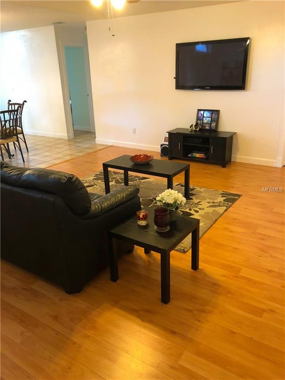 113 PIER POINT COURT, ORLANDO, Florida 32835, 3 Bedrooms Bedrooms, 4 Rooms Rooms,2 BathroomsBathrooms,Residential,For sale,PIER POINT,S4855113