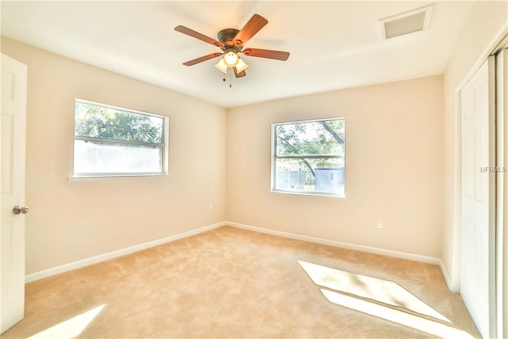 ST PETERSBURG, Florida 33705, 2 Bedrooms Bedrooms, 5 Rooms Rooms,2 BathroomsBathrooms,Residential,For sale,T2922535